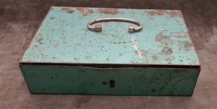 Cash Box