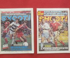 Nottingham Forest Autographs and other items
