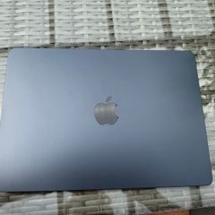 Apple MacBook Air M4 2025 13 inch Midnight Like New Box Charger