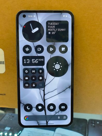 Nothing Phone 1 Black Dual Sim Unlocked 256GB (RAM 8GB+2GB) 6.55" Dual 50MP Android Smartphone/ Used, Excellent