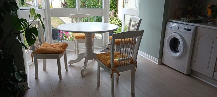 Kitchen table and four chairs