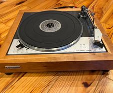 Goldring Lenco GL 75 Turntable with upgraded Maple plinth
