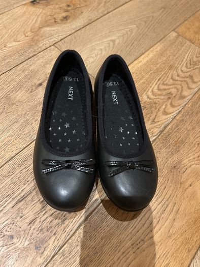 Black ballet shoes