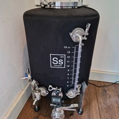 Brite tanks and chiller