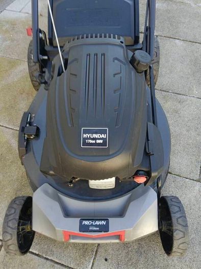 Almost new Pro Lawn Hyundai Self drive lawnmower 51 cm cut 170 cc engine. Year manufacturing 2024.