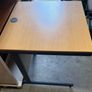 Office desk - Compact and sturdy Image 2