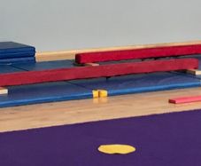Gymnastics floor beam