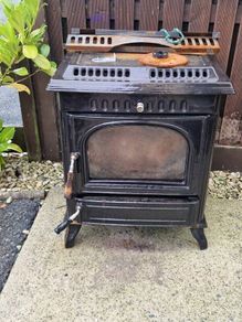 Mulberry stove