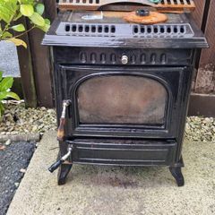 Mulberry stove