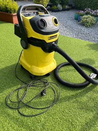 vacuum karcher WET & DRY