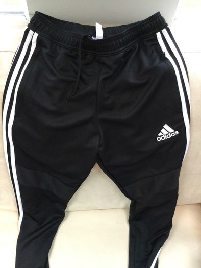 Adidas mens black bottoms  small s