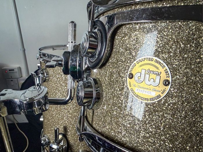 DW Collectors Series - Broken Glass - 20BD 10 12 15FT + Hardware