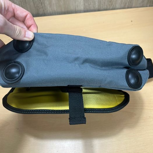 Nikon DSLR Camera Shoulder Bag - Black - Padded with Adjustable Divider