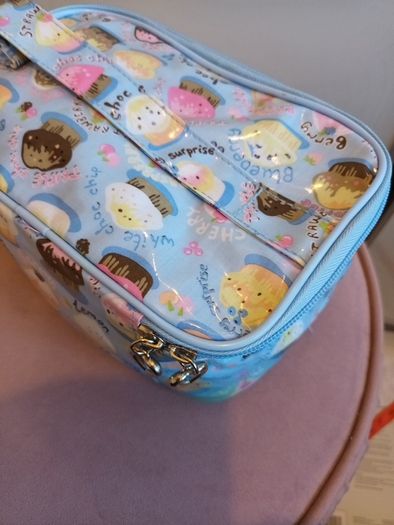 make up bag