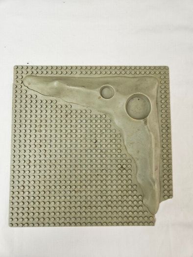 Rare Lego moon baseplate with alien minifig