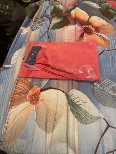 Self Xfoliating towel for men and women like pink colour