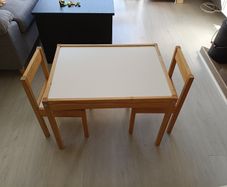 Children Table & Chairs