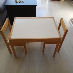 Children Table & Chairs