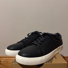 Formal shoes
