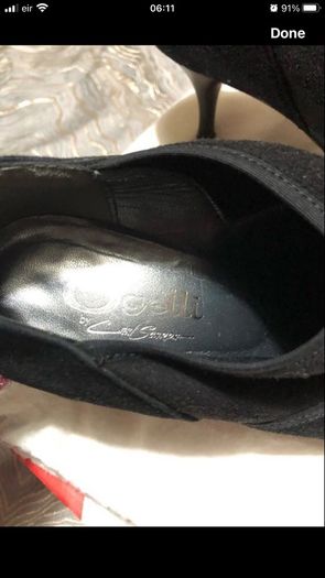 Ladies stunning  ankle boots size 5