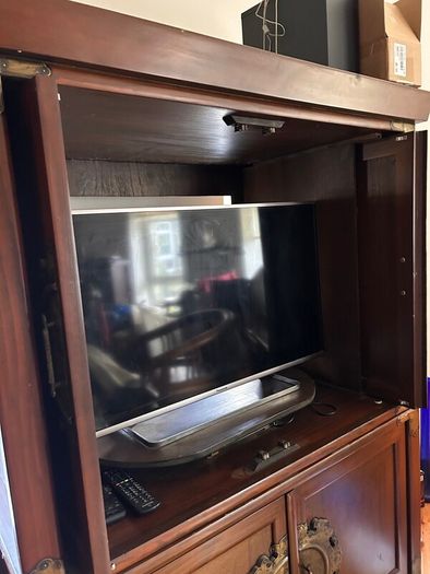 Tv Rosewood Cabinet + Cabinet Base