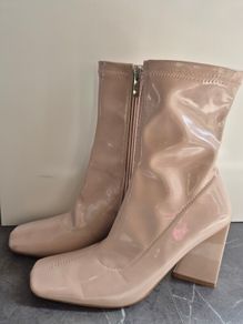 Chunky heel ankle boots