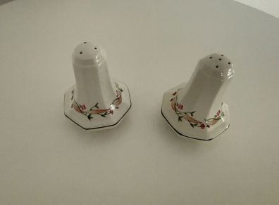 Eternal Beau Salt & Pepper set