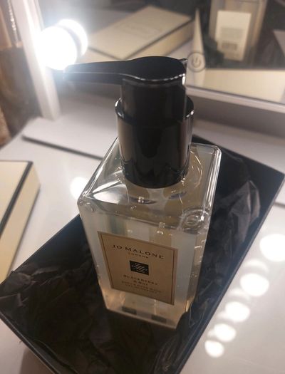 Jo malone