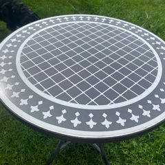 garden table and 2 chairs