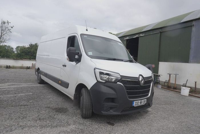 2023 Renault Master LWB High Roof  Only 16,000km