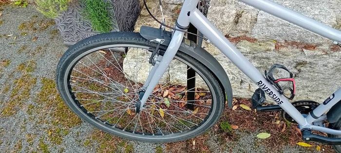 Decathlon Hybrid Bicycle