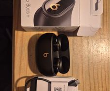 beats Studio Buds +