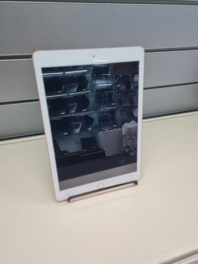 Apple iPad 8th Gen 10.2" Model 2270 WiFi - 128GB 6 Months Warranty