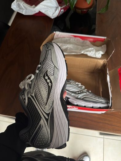 Saucony