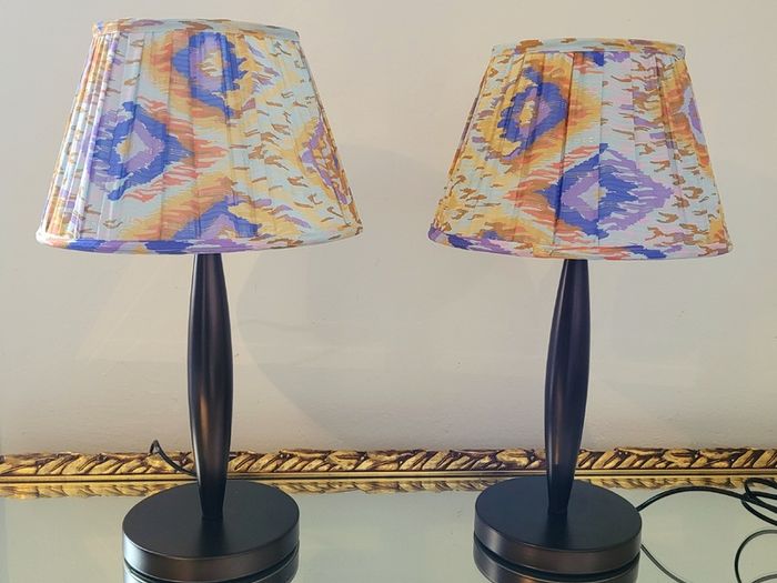 Vintage pair of copper lamps with shades