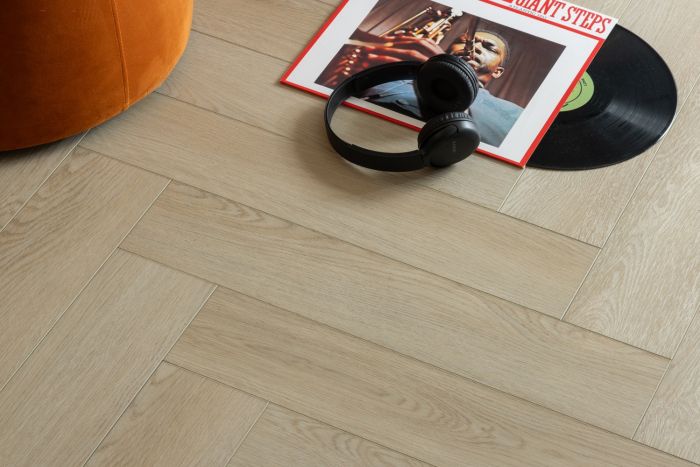 Elwood Oak SPC Vinyl Herringbone Flooring 60x12.5cm