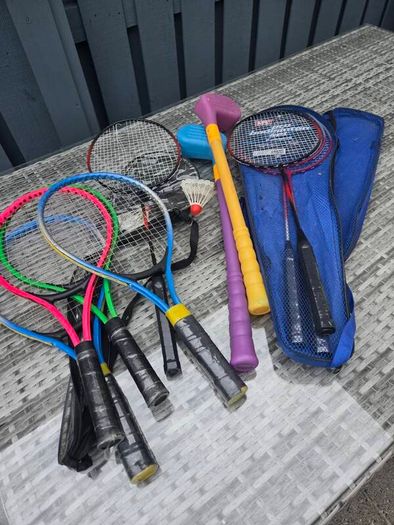 tennis rackets
