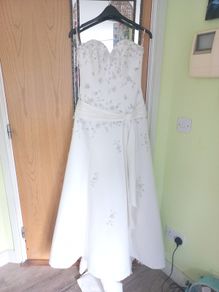 Wedding dress