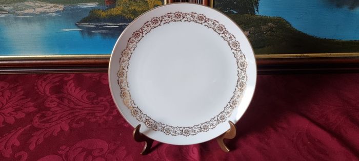 16 Piece Royal Stafford Bone China White With Gold Part Tea Set Made In England