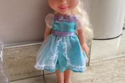 Frozen doll Elsa