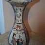 Large porcelain Japanese vase Image 3