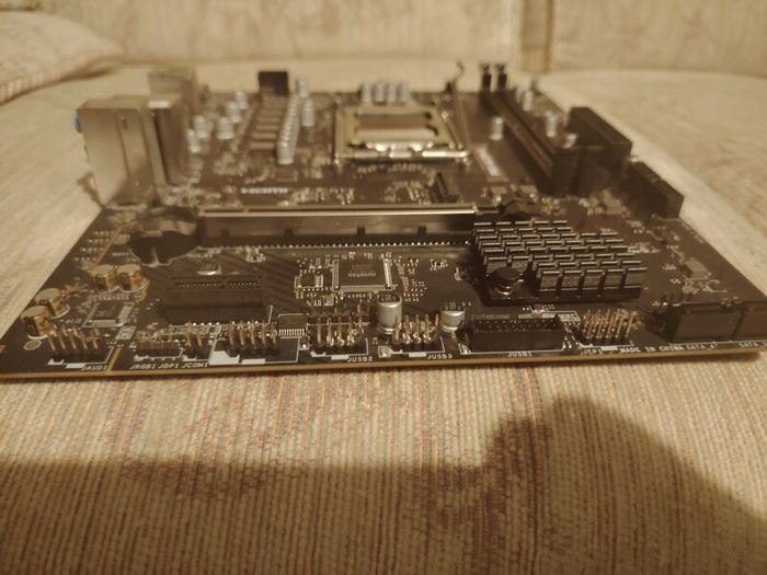 MSI Pro A620M-E ( Socket AM5 Motherboard )