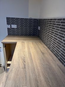 Wood Effect Laminate Kitchen Countertop