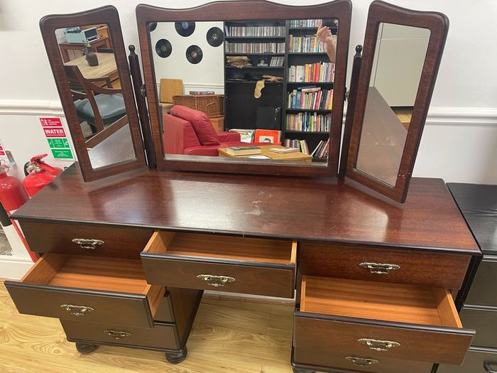 Vintage Mahogany Dresser with Mirror
