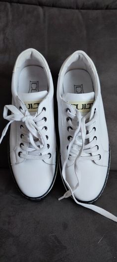Cult leather sneakers