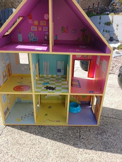 Dolls house