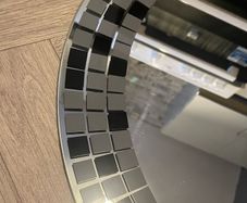 round mirror