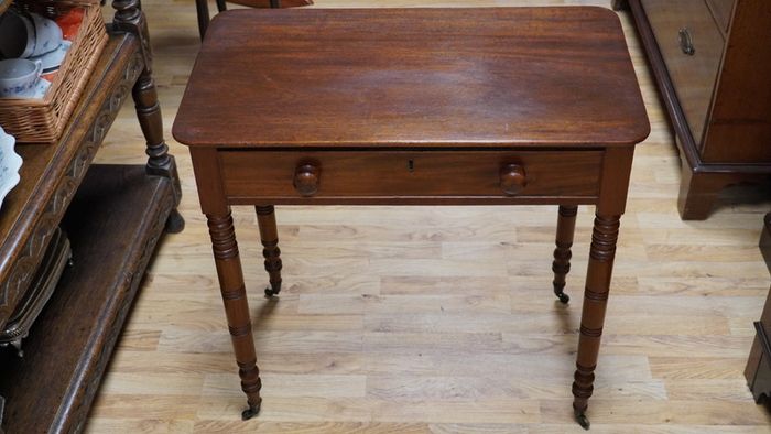 Early Victorian Mahogany Side Table