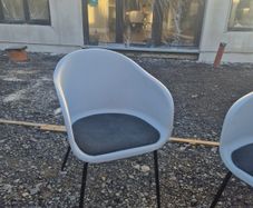 4 Kitchen Chairs in good knick they need a bit of a clean as there was a bit of work being done in the house