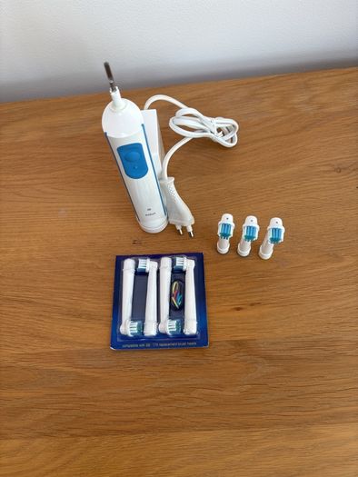 Electric Toothbrush